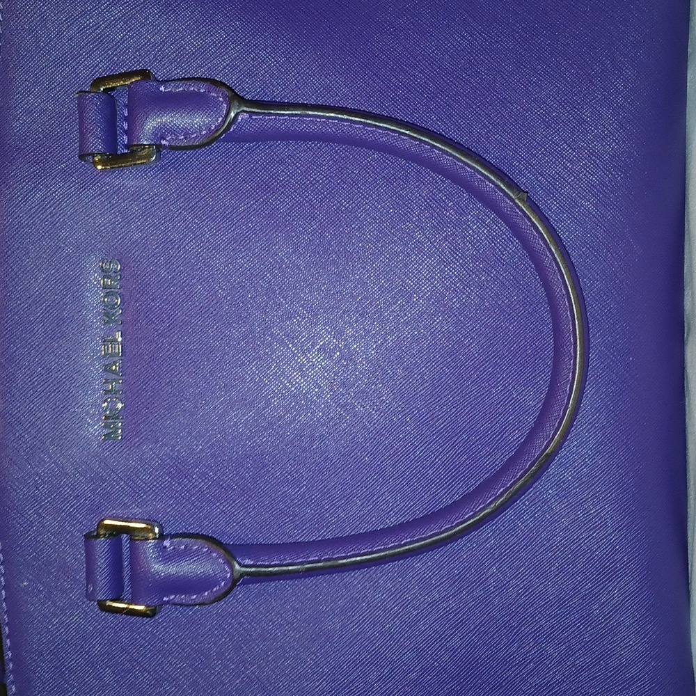 RARE GRAPE COLORED  MICHAEL KOHRS LARGE PURSE